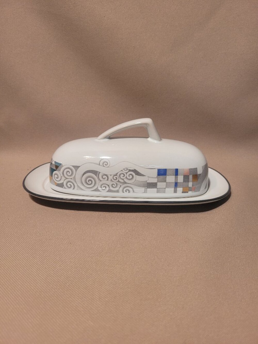 Noritake Aspiration 8447 Butter Dish with Lid (1/4 lb) NEW